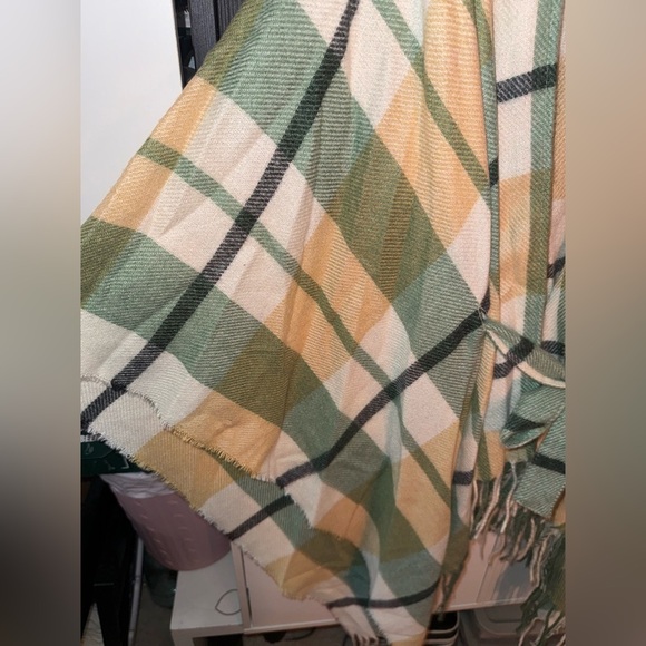 Dry Goods by David and Young NWT Belted Plaid Kimono - Picture 5 of 8